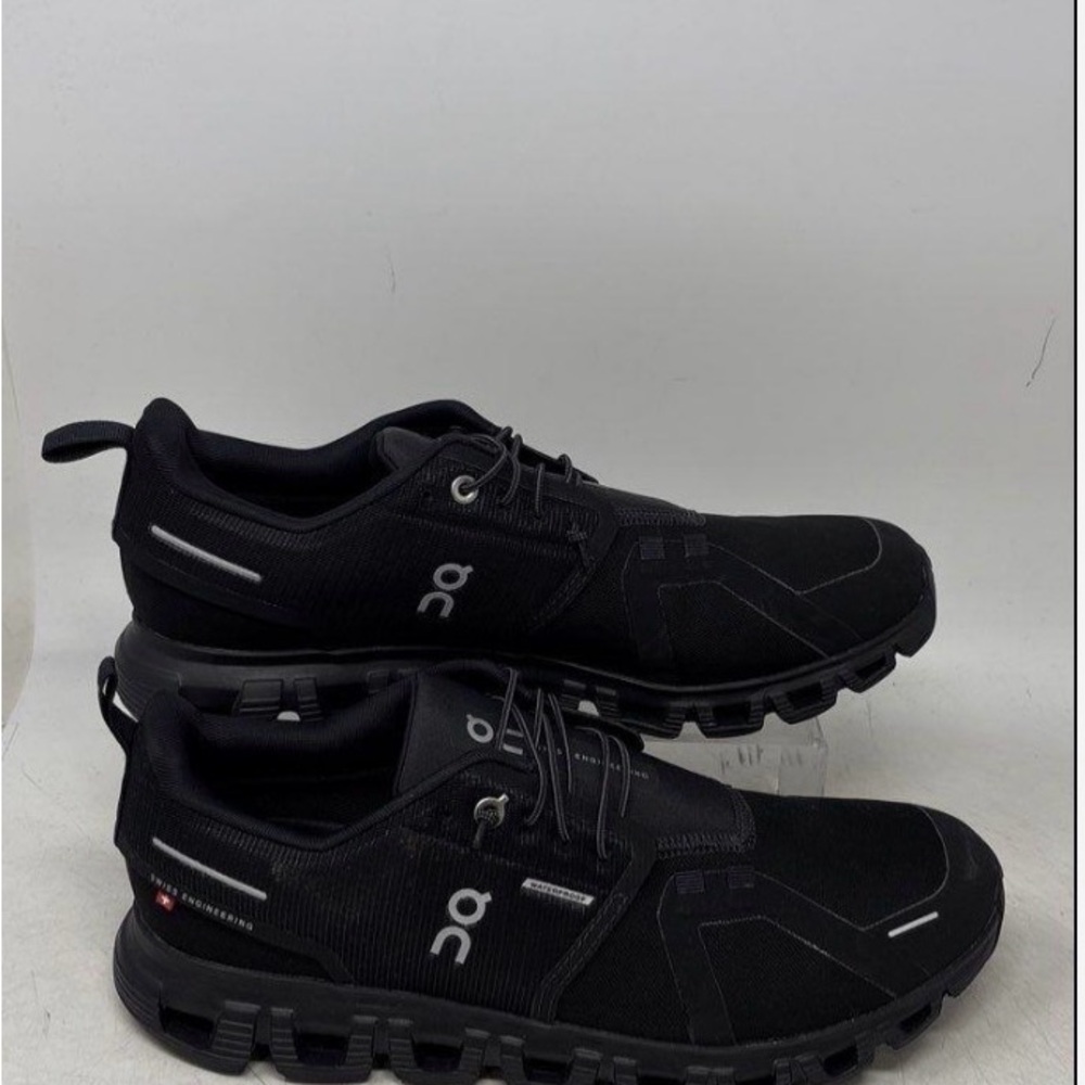 On Women's Cloud 6 Waterproof Black
Mesh Running Shoes Sz 10